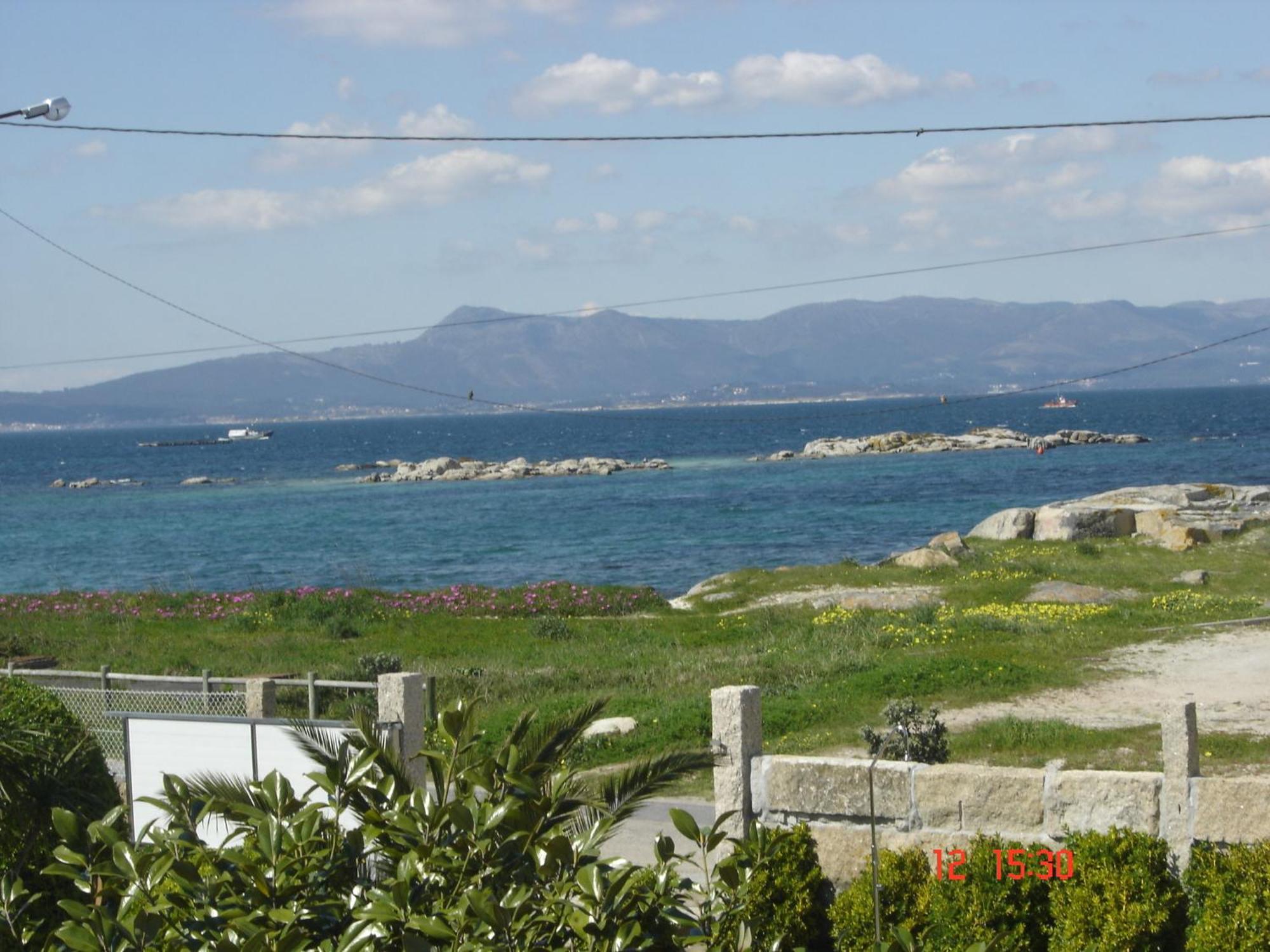 Duplex Playa De Rons O Grove Exterior foto
